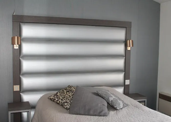 호텔 Don Quichotte 2*